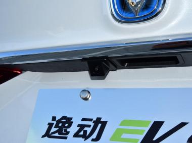 长安汽车逸动EV