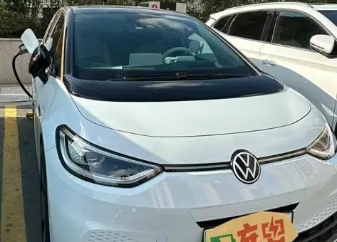 李书福：电动车不等于新能源汽车！